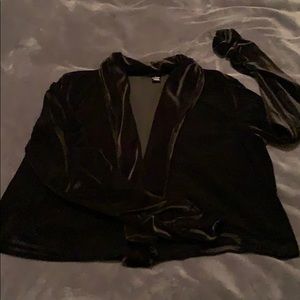 Velour cropped sweater